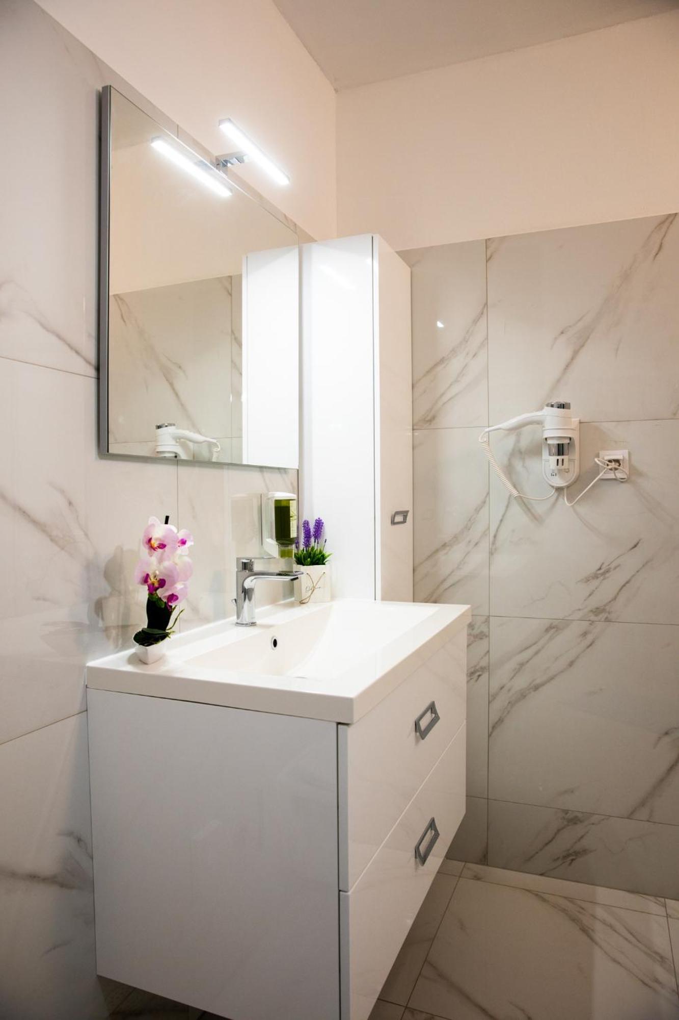 Apartments Lucy โรวีน ห้อง รูปภาพ